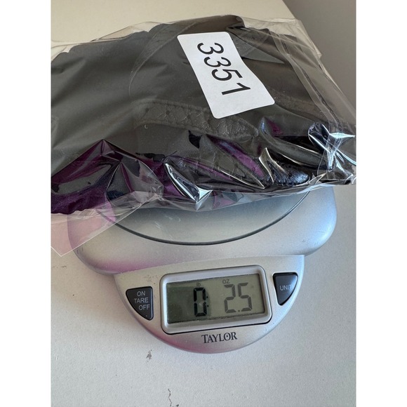 Isotoner Warm-ups by Aris Black Spandex Leather Trim Fleece Lined Driving Gloves - Picture 7 of 7